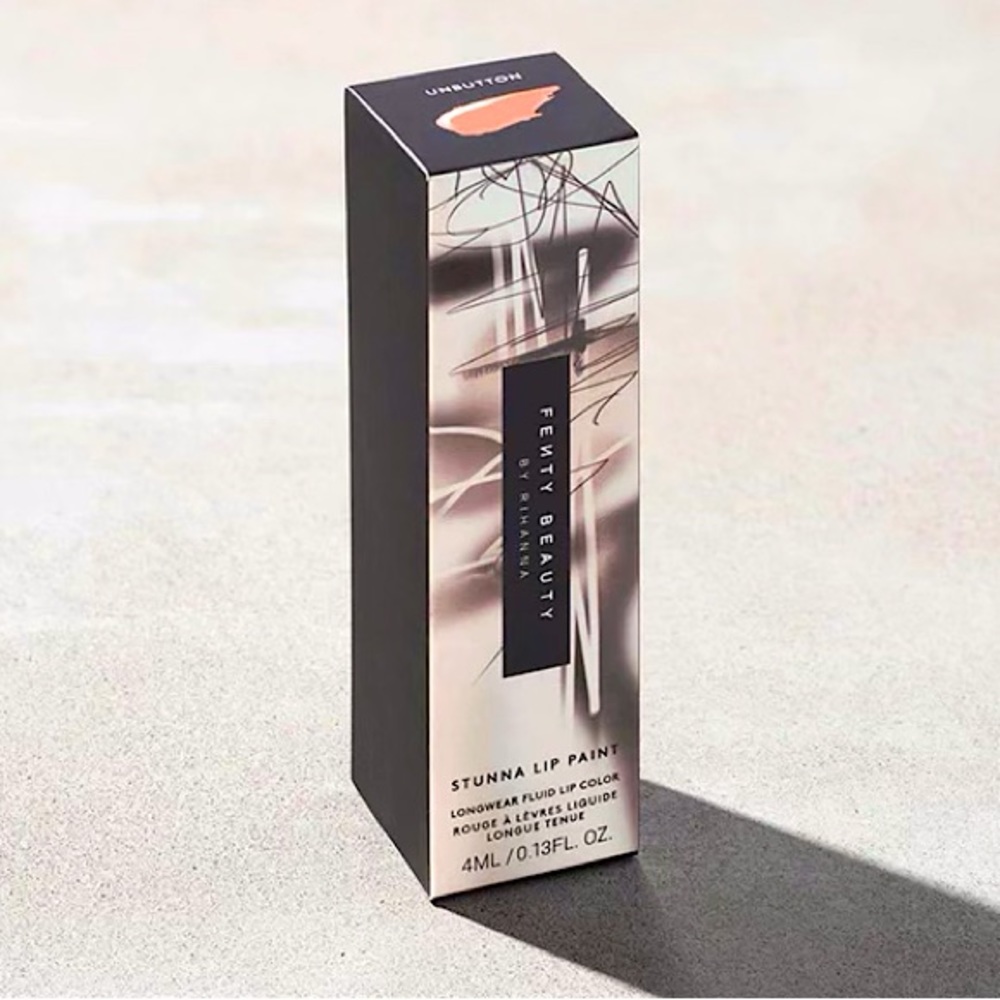 NIB Fenty Beauty by Stunna Lip
Paint Longwear Fluid Lip Color in Unbutton